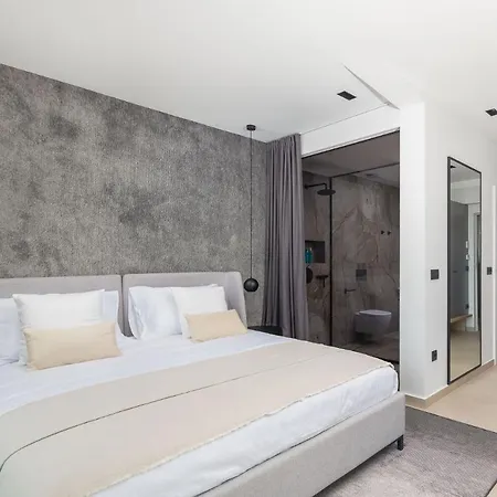 22 Zadarvillas ヴィラ *